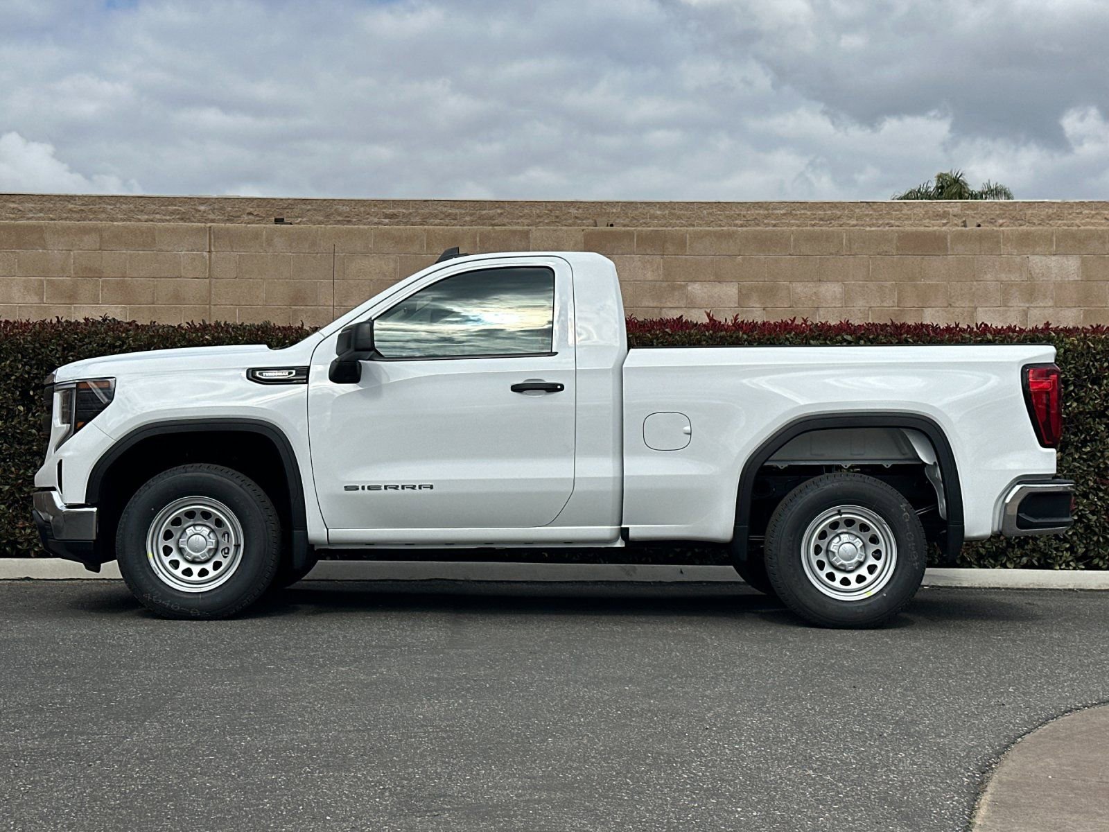 2026 GMC Sierra 1500 Pro photo 5