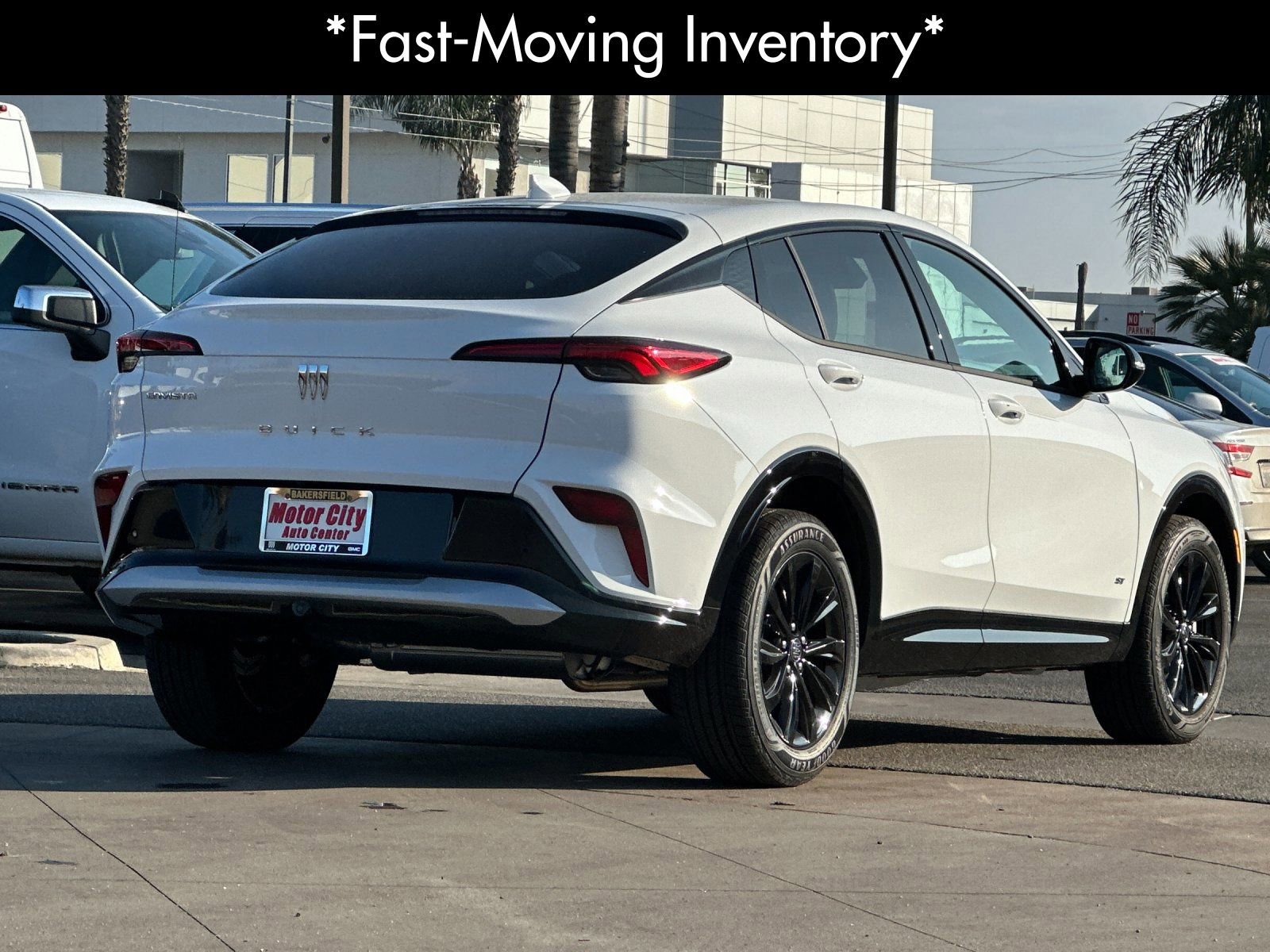 2026 Buick Envista Sport Touring photo 2