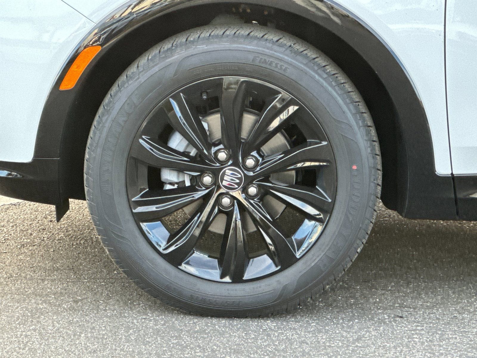 2026 Buick Envista Sport Touring - Photo 24