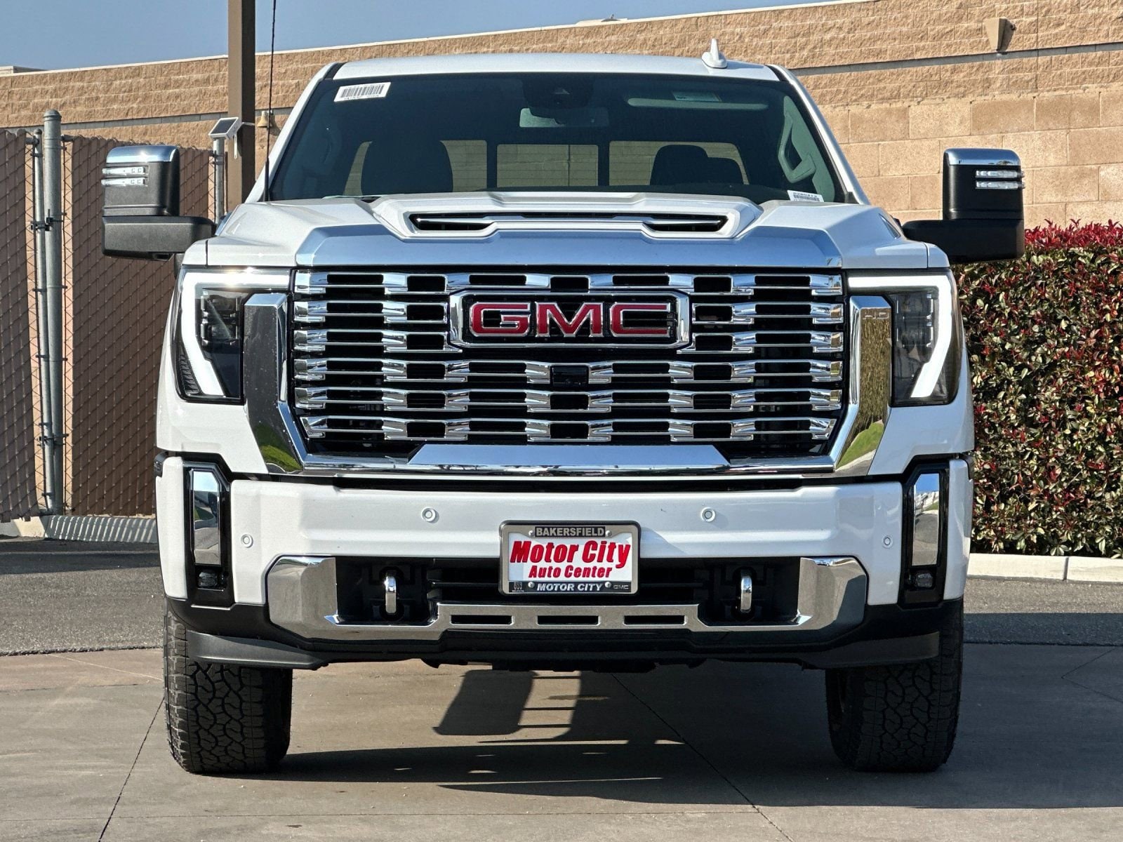 2026 GMC Sierra 2500 HD Denali photo 3