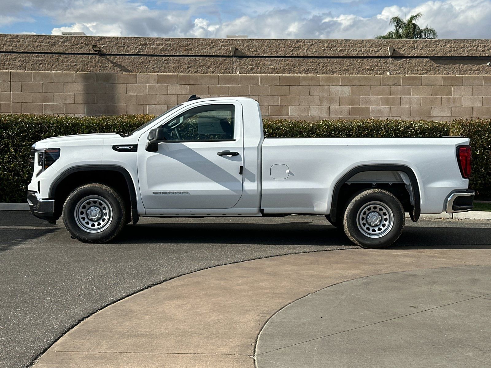 2026 GMC Sierra 1500 Pro photo 5