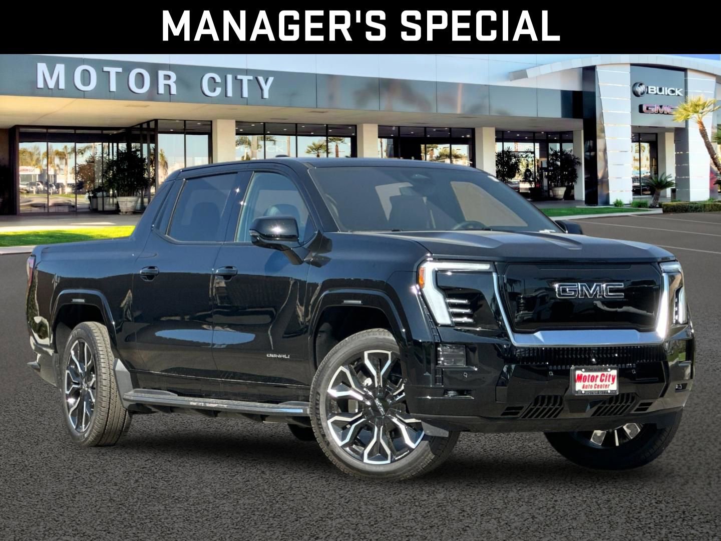 2025 GMC Sierra EV Denali's photo