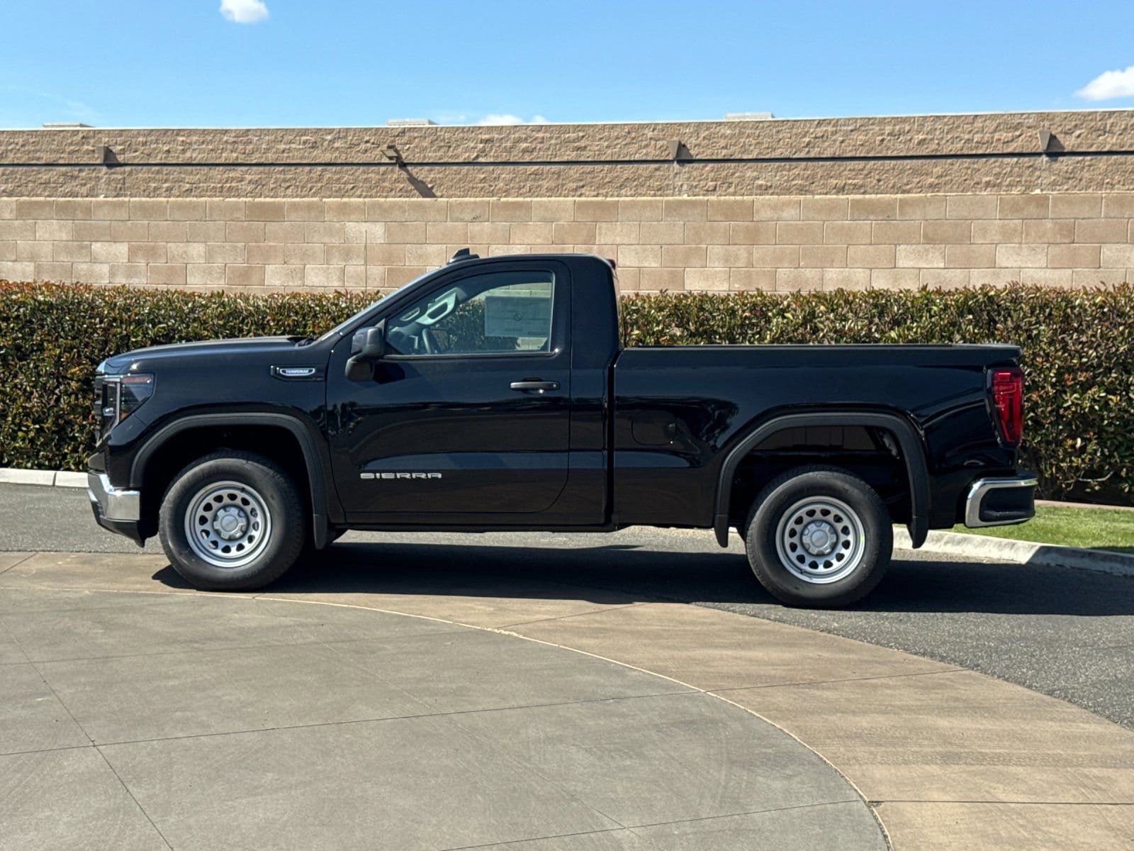 2026 GMC Sierra 1500 Pro photo 5