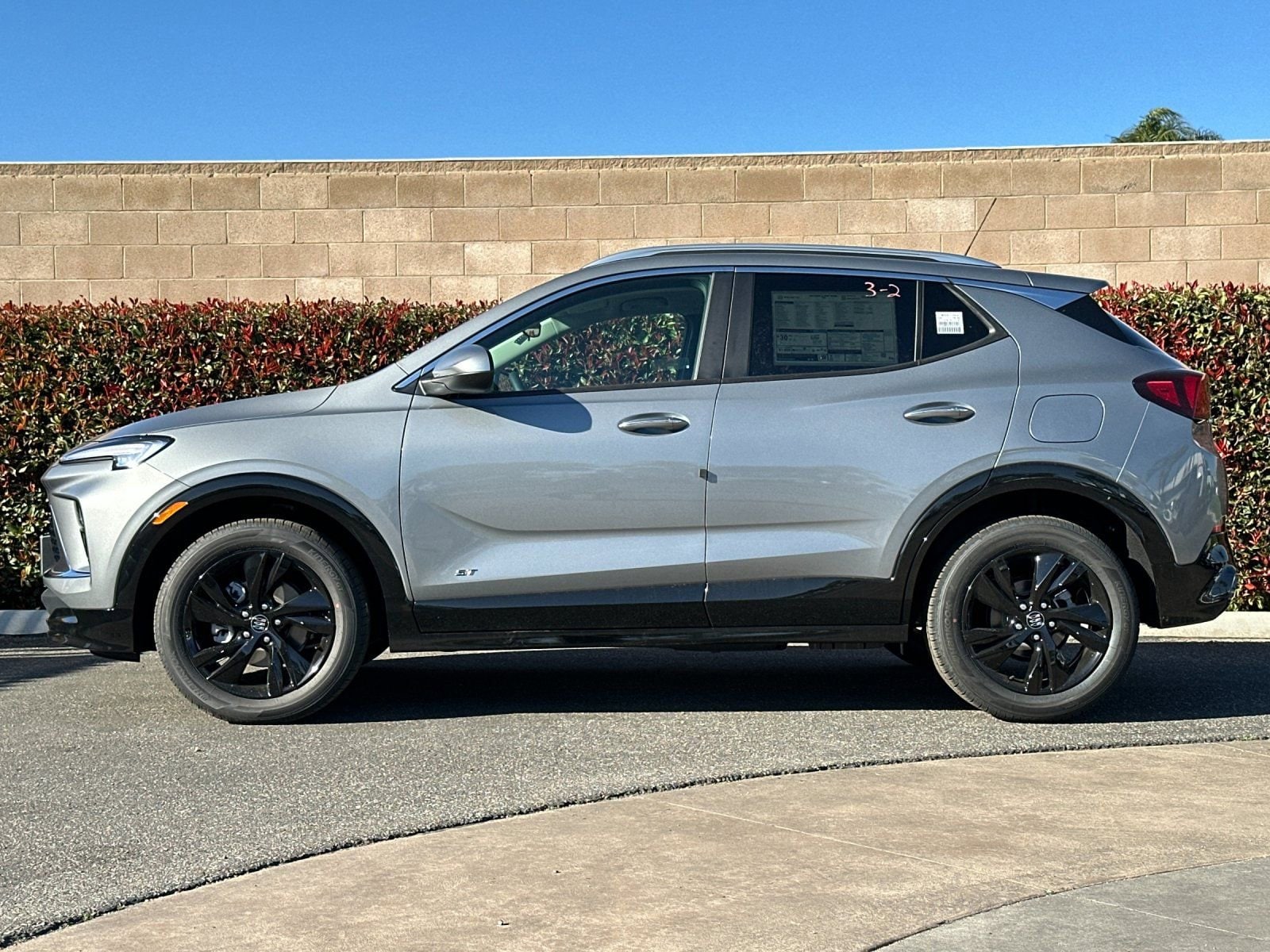 2026 Buick Encore GX Sport Touring photo 5