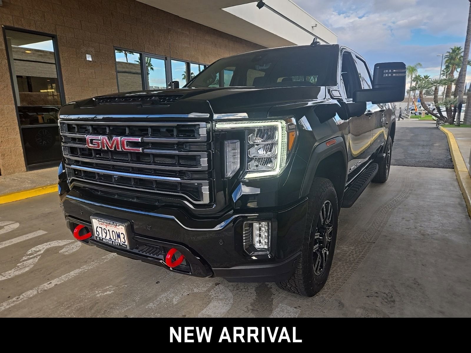 2022 GMC Sierra 2500HD AT4's photo