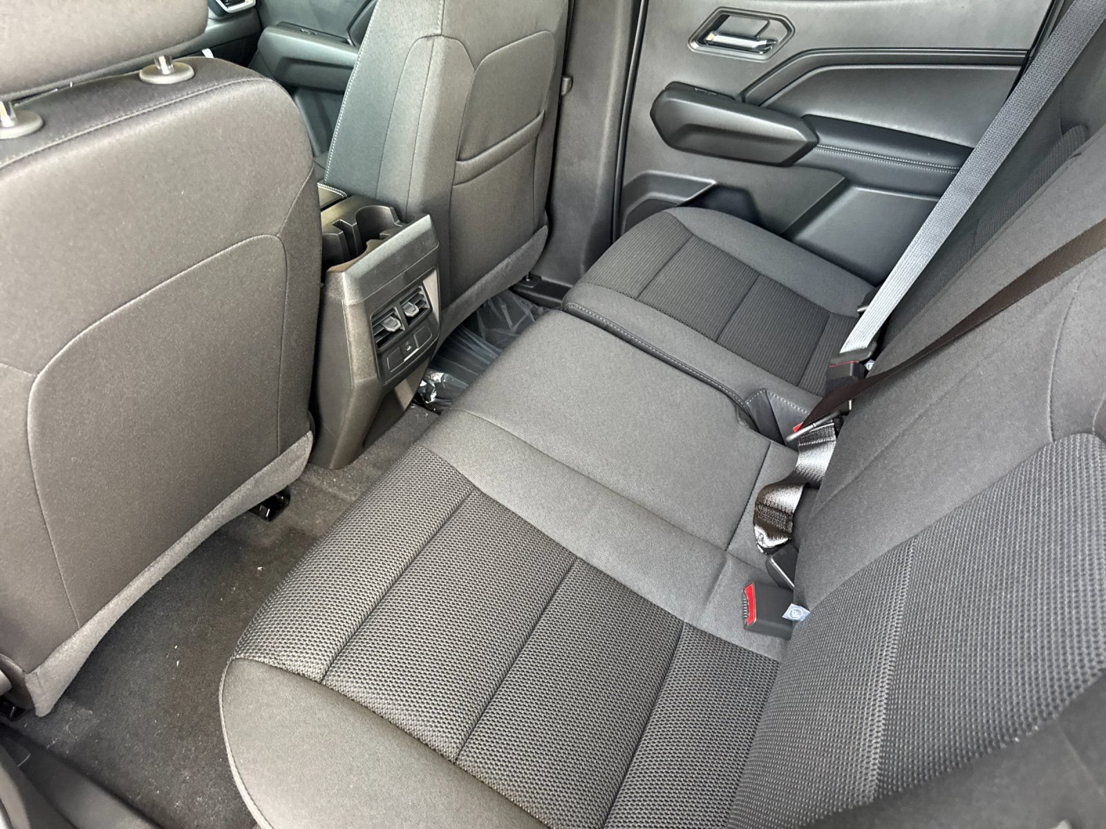 2026 GMC Canyon Elevation - Photo 11