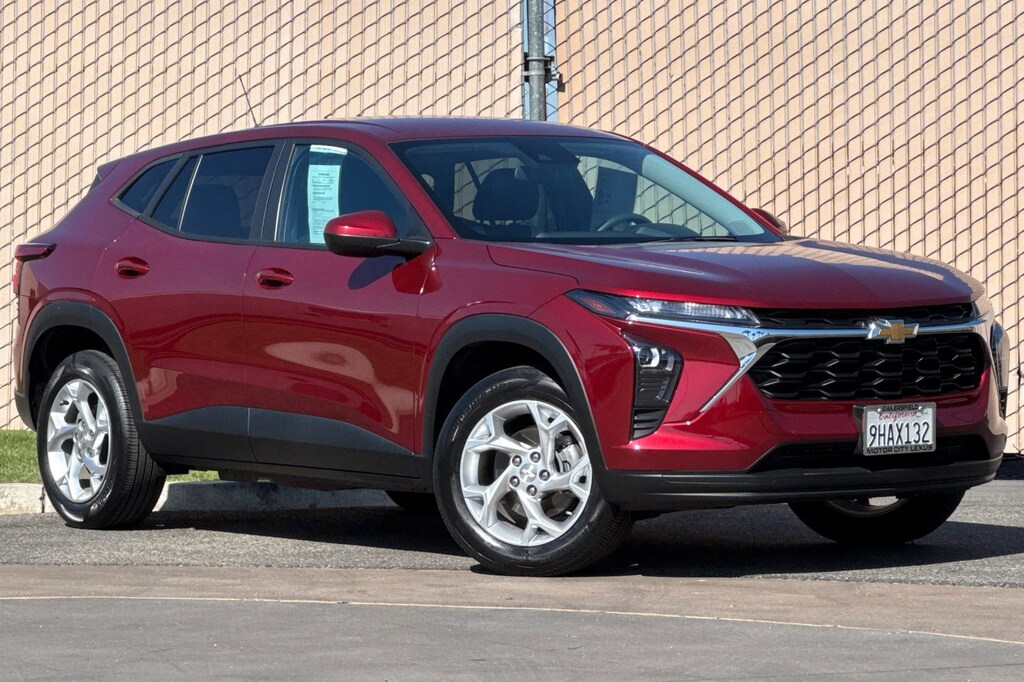 Used 2024 Chevrolet Trax LS SUV