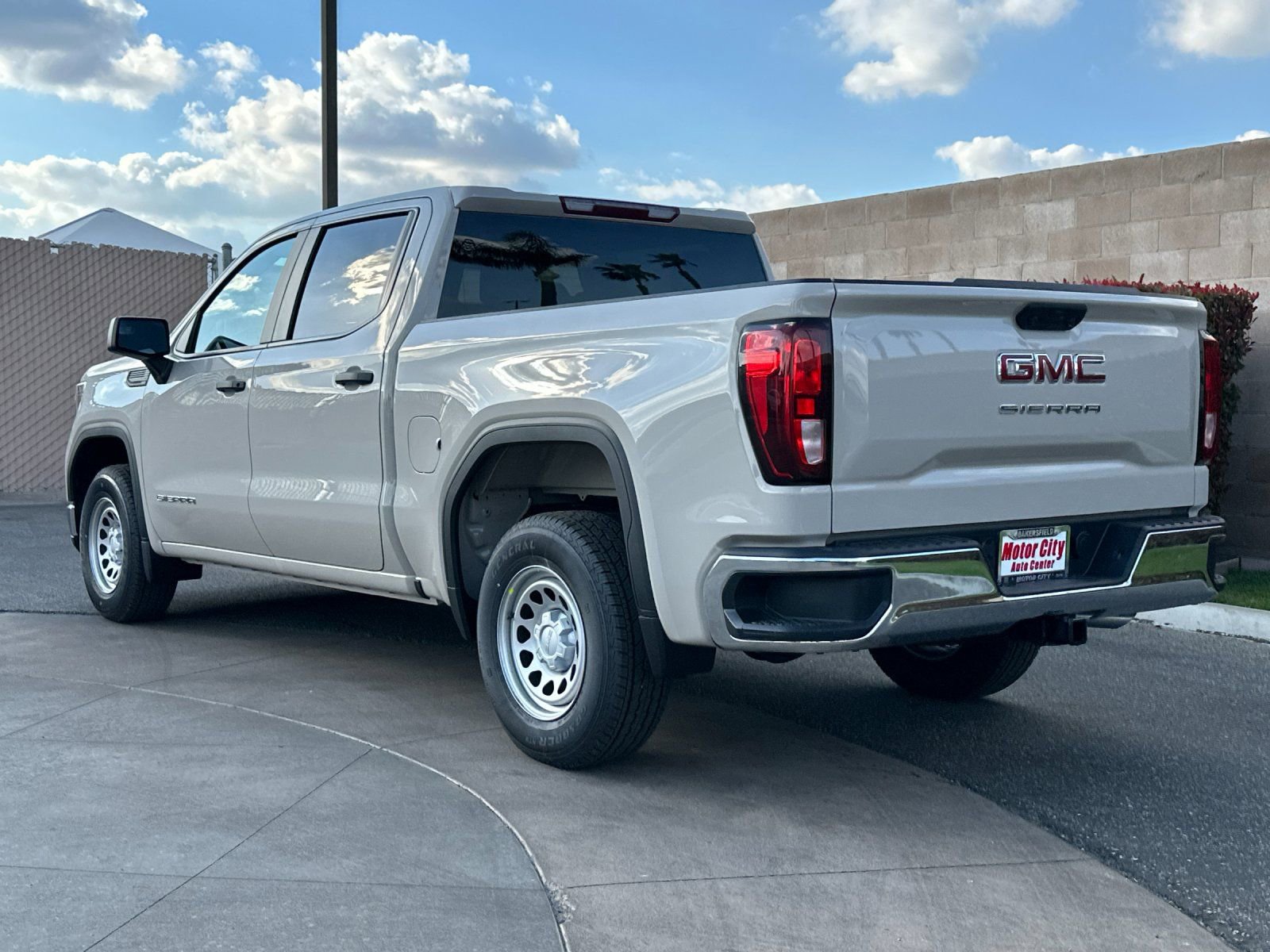2026 GMC Sierra 1500 Pro photo 4