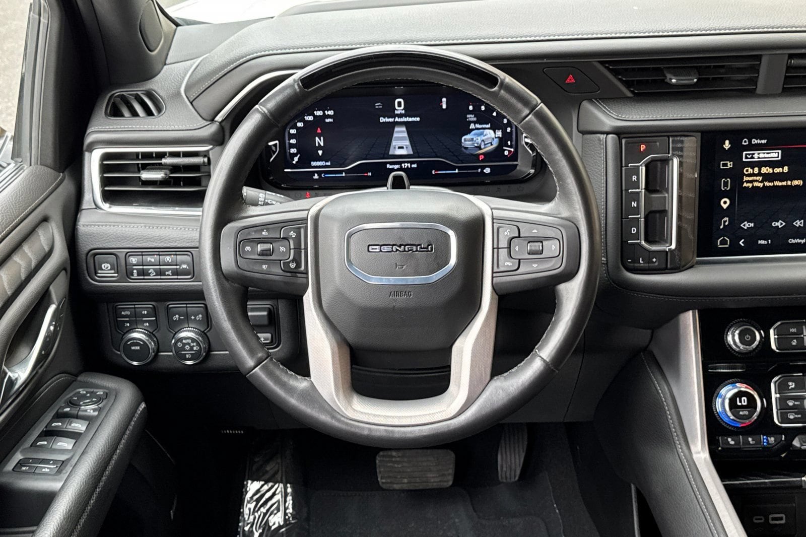 2024 GMC Yukon XL Denali - Photo 15