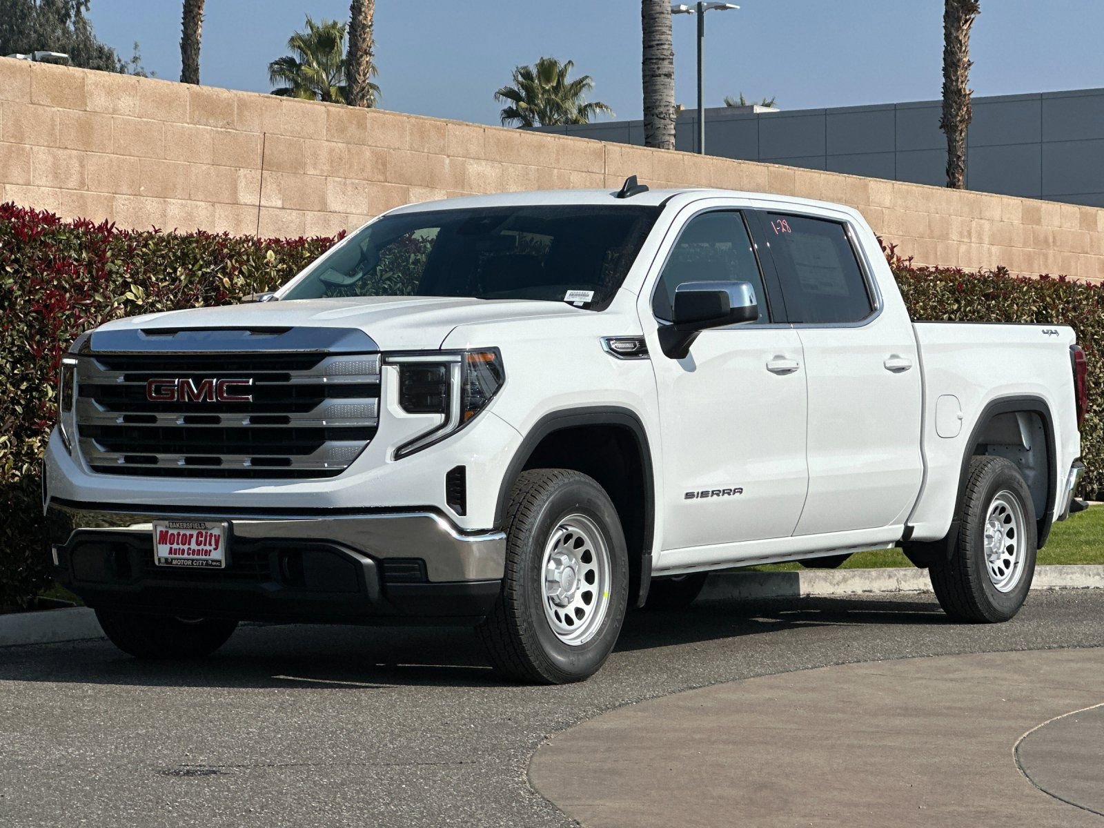 2026 GMC Sierra 1500 SLE photo 6