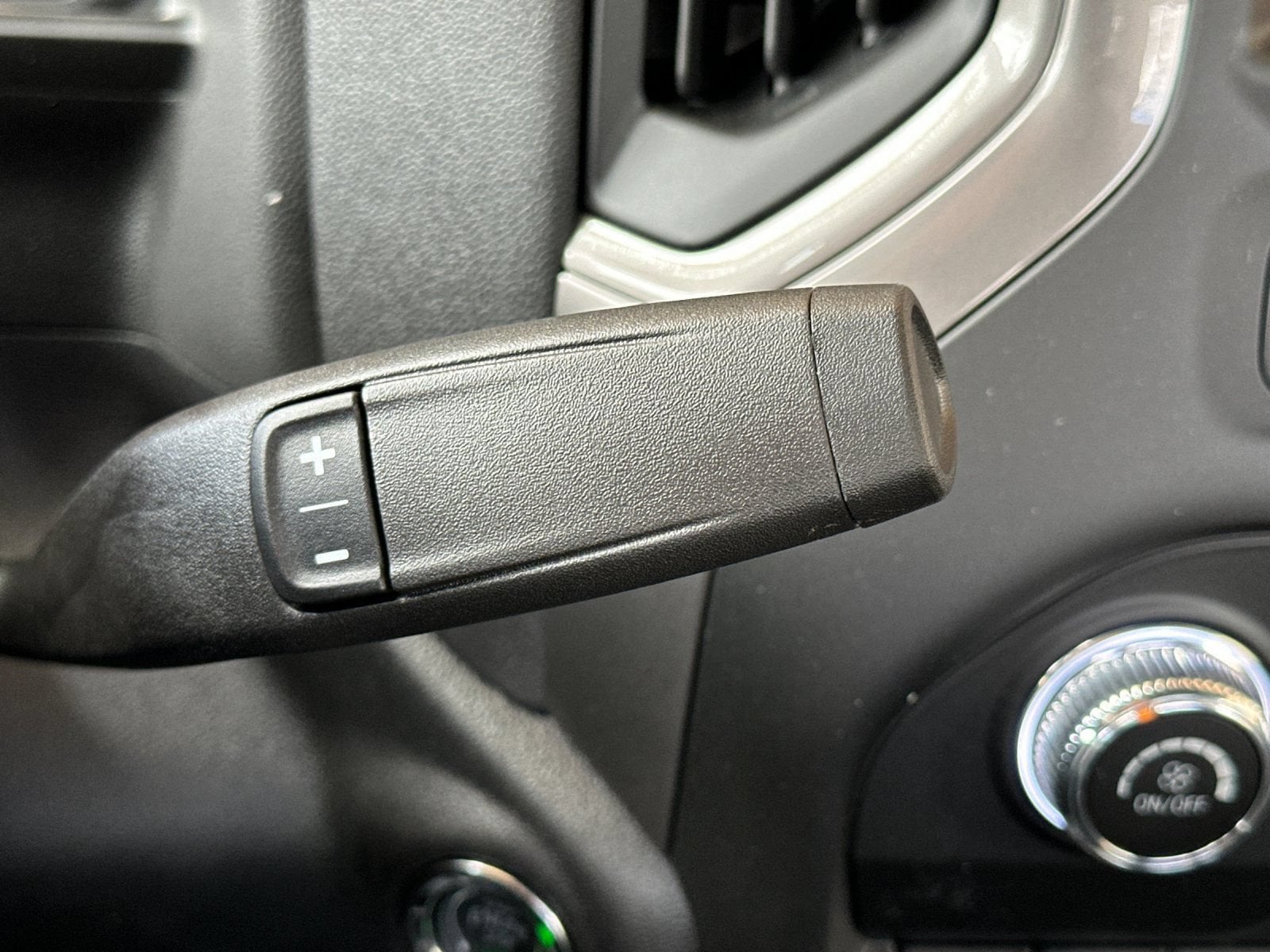 2026 GMC Sierra 1500 Pro - Photo 18