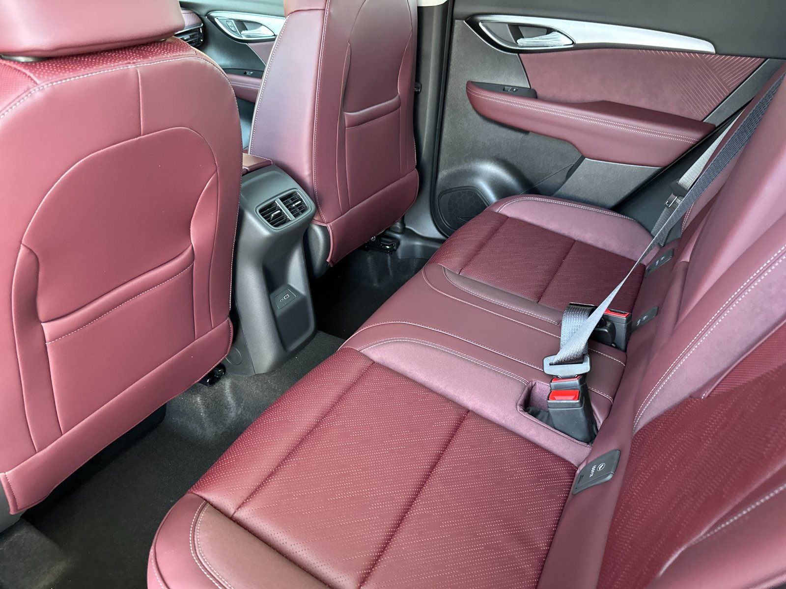 2026 Buick Envision Sport Touring - Photo 11