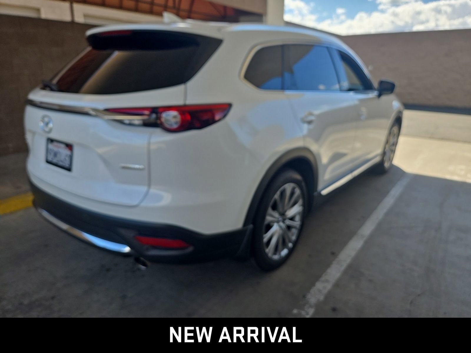2022 Mazda CX-9 Signature photo 4