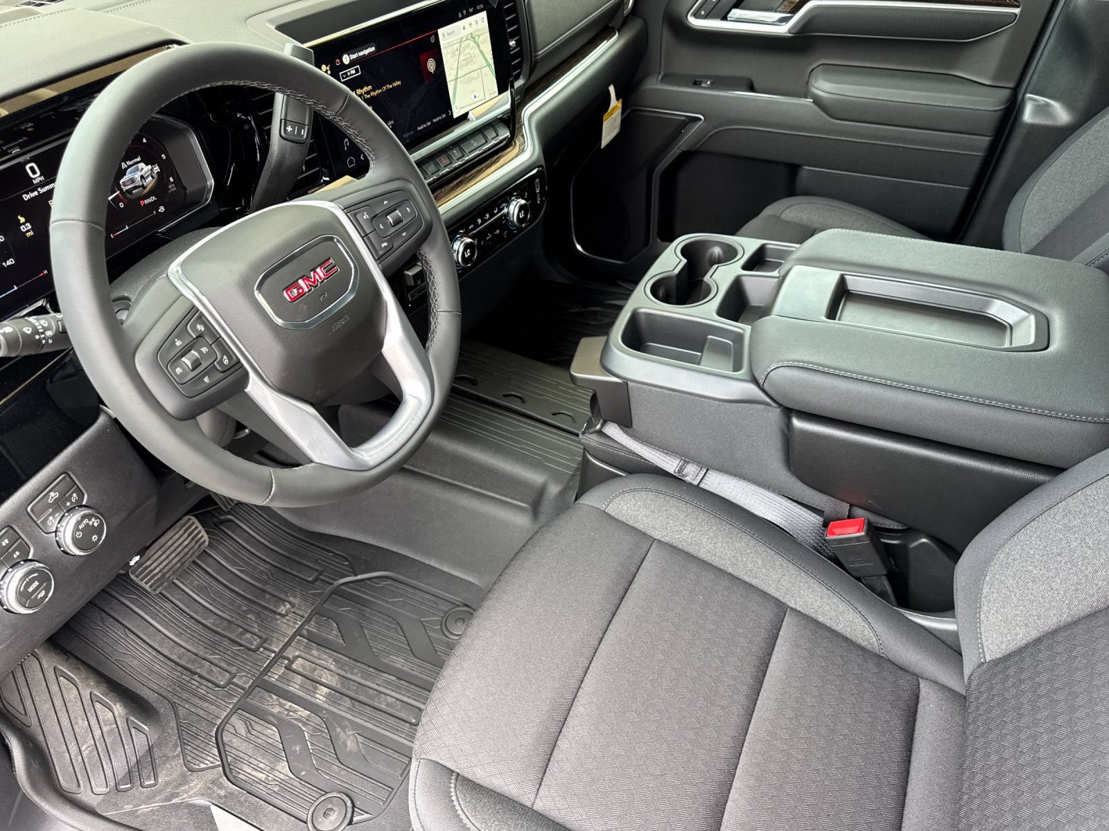 2026 GMC Sierra 1500 SLE - Photo 9