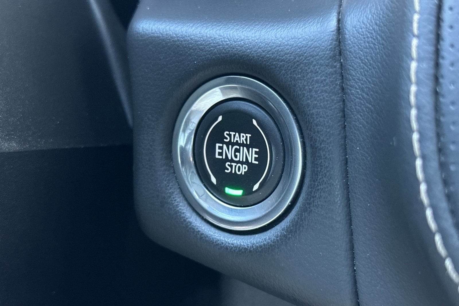 2023 GMC Yukon SLT - Photo 25