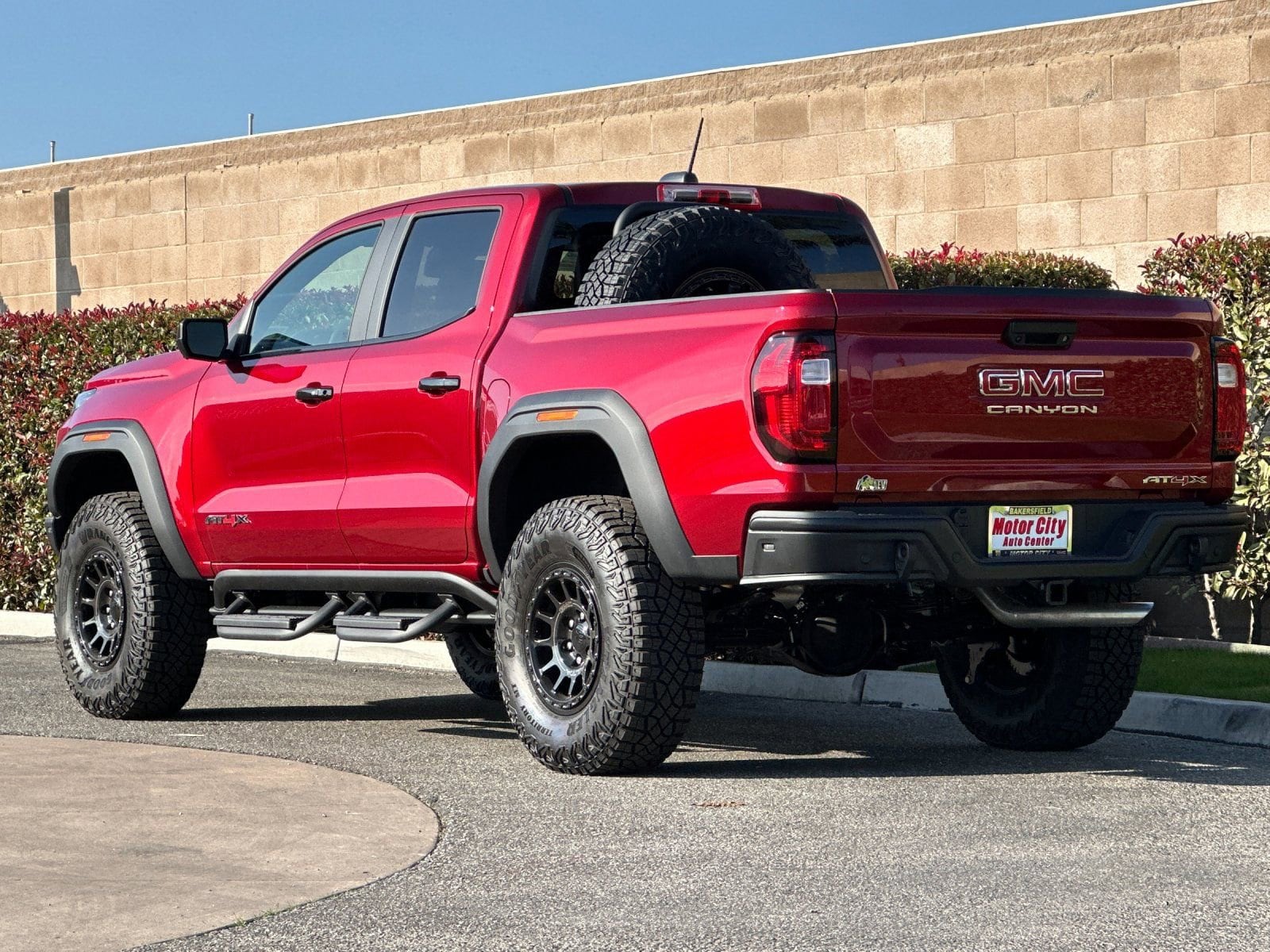 2026 GMC Canyon AT4X photo 4