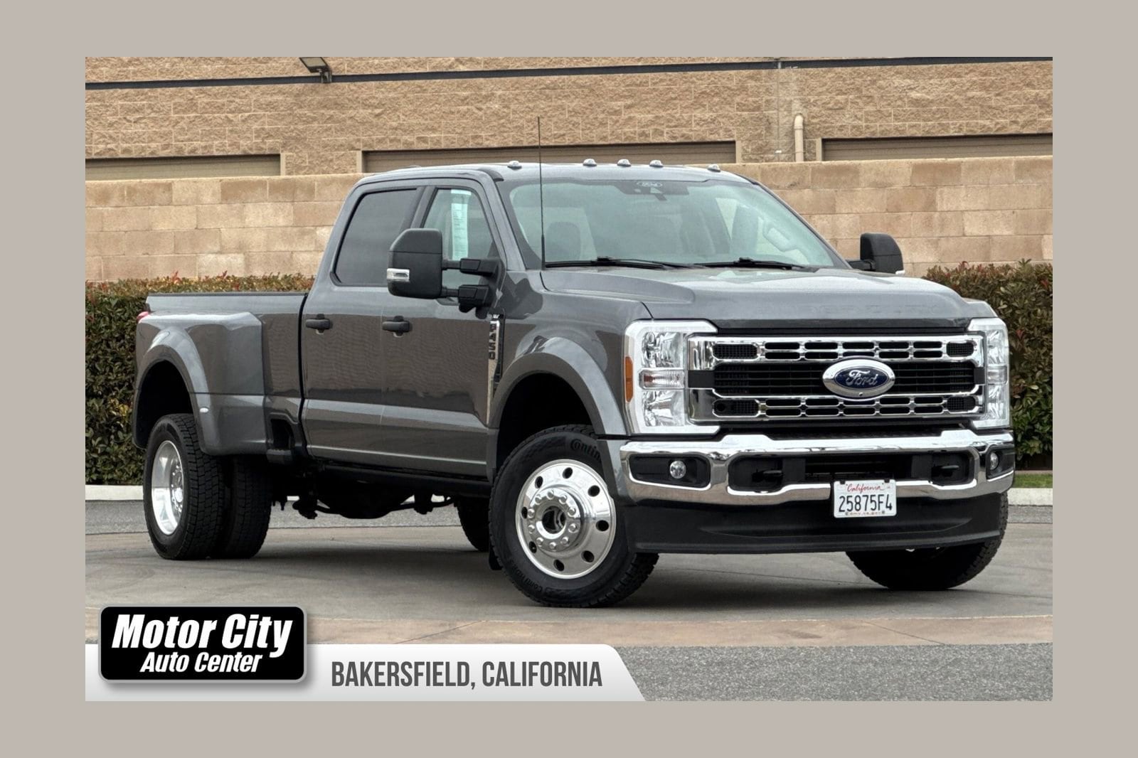 2025 Ford F-450 XLT 4x4 Crew Cab 8' Box DRW's photo