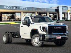 2026 GMC Sierra 3500 HD Chassis Cab Pro Truck