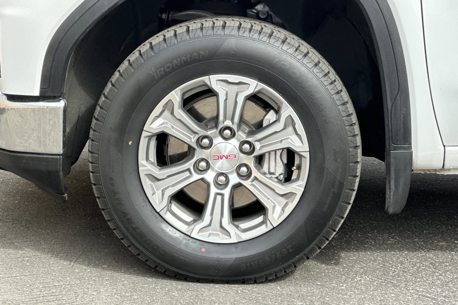 2025 GMC Sierra 1500 SLT - Photo 26
