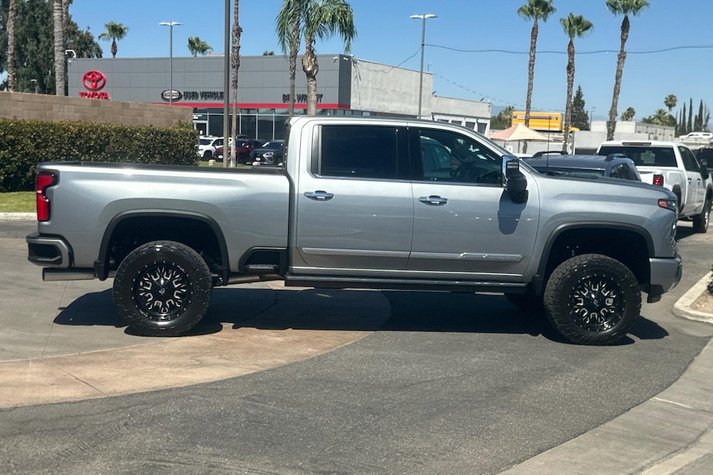 Used 2024 Chevrolet Silverado 3500 HD High Country Truck Crew Cab