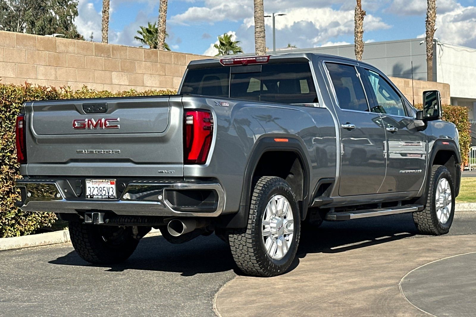 2024 Gmc Sierra 2500 HD SLT photo 3