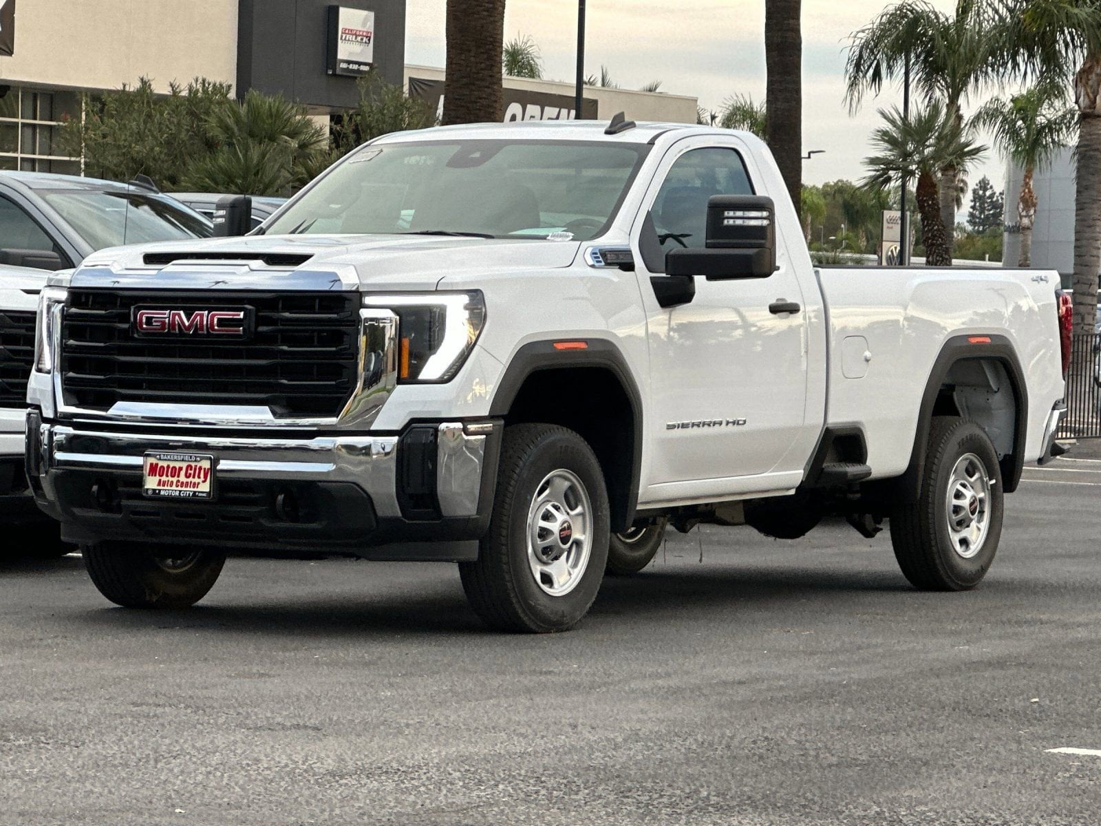 2025 GMC Sierra 2500 HD Pro photo 3