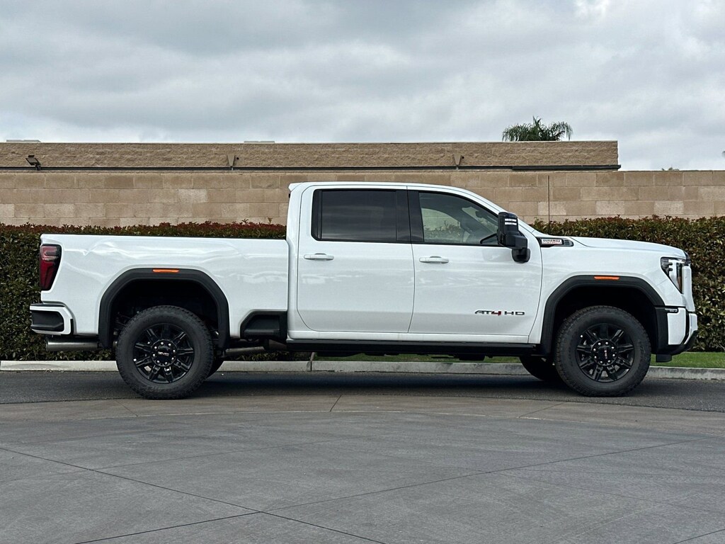 New 2026 GMC Sierra 2500 HD AT4 Truck