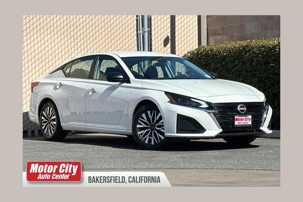 Used 2025 Nissan Altima SV FWD Sedan