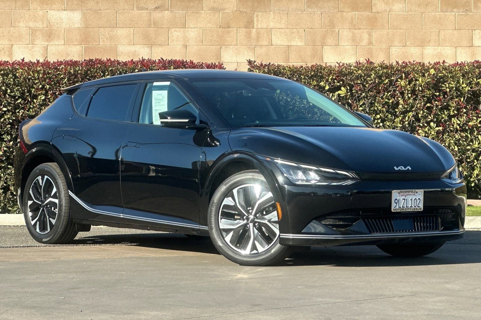 Used 2024 Kia EV6 Wind with VIN KNDC34LA7R5195241 for sale in Bakersfield, CA