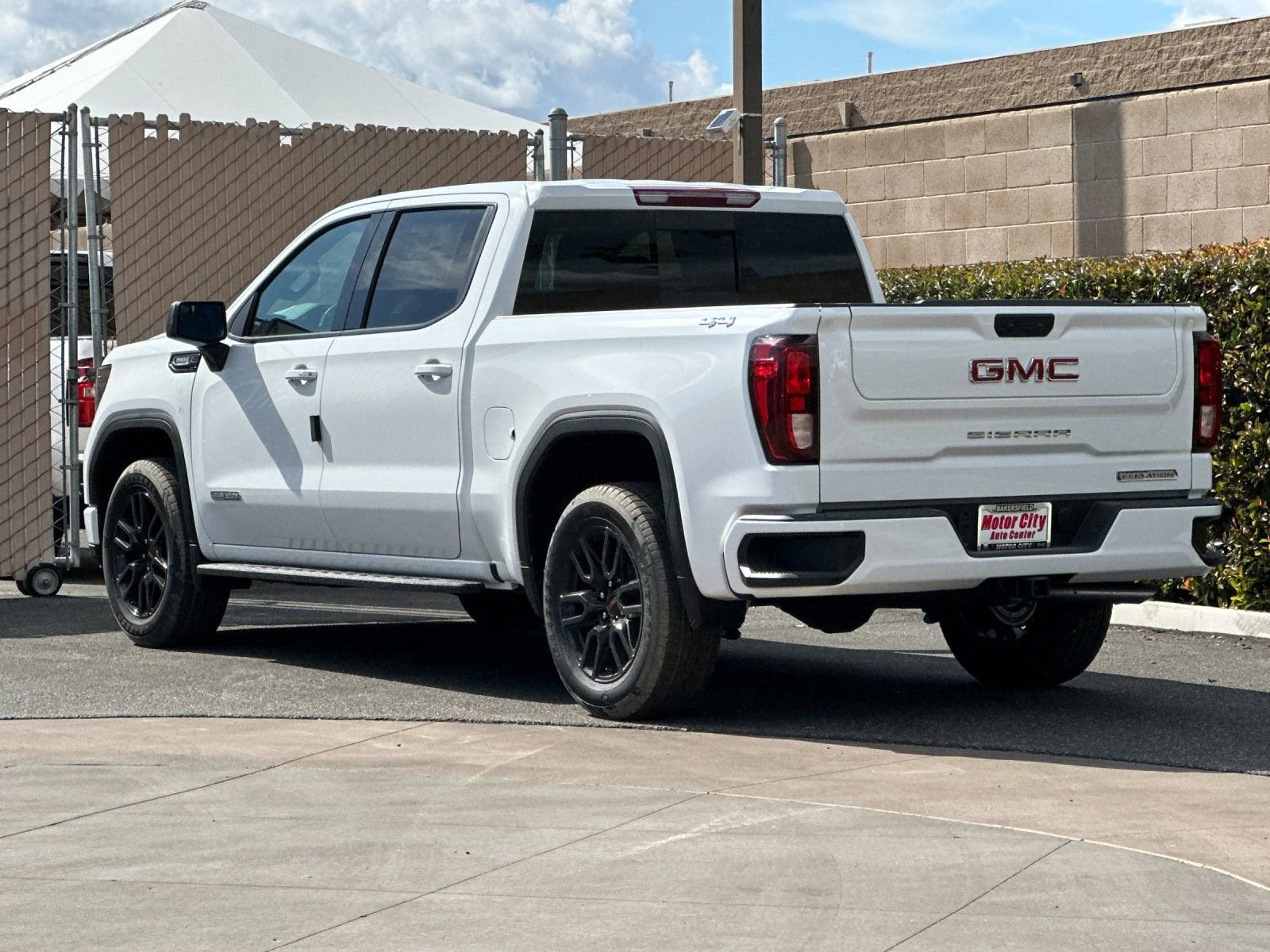 2026 GMC Sierra 1500 Elevation photo 4