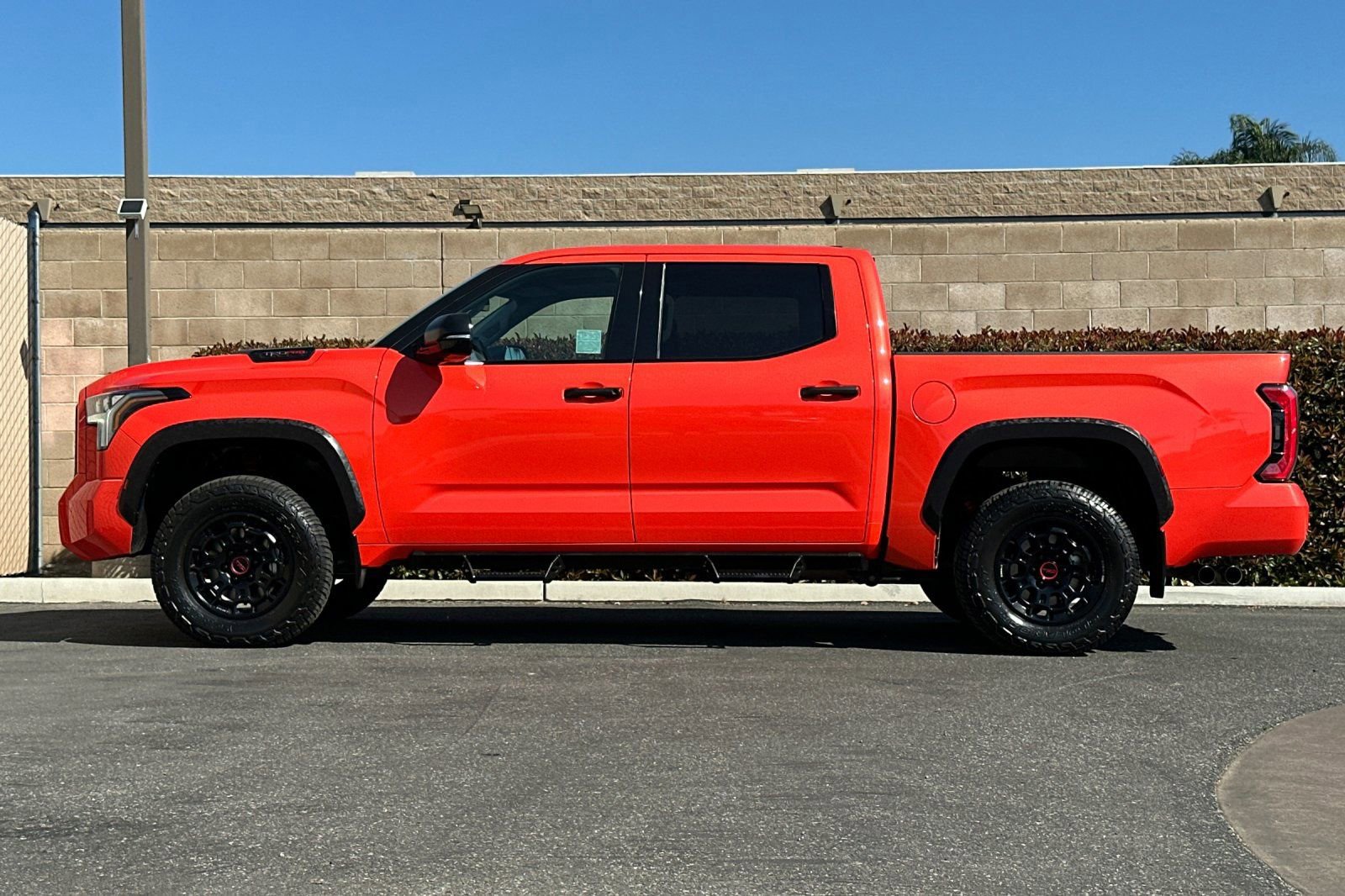 2023 Toyota Tundra 4WD TRD Pro Hybrid photo 6