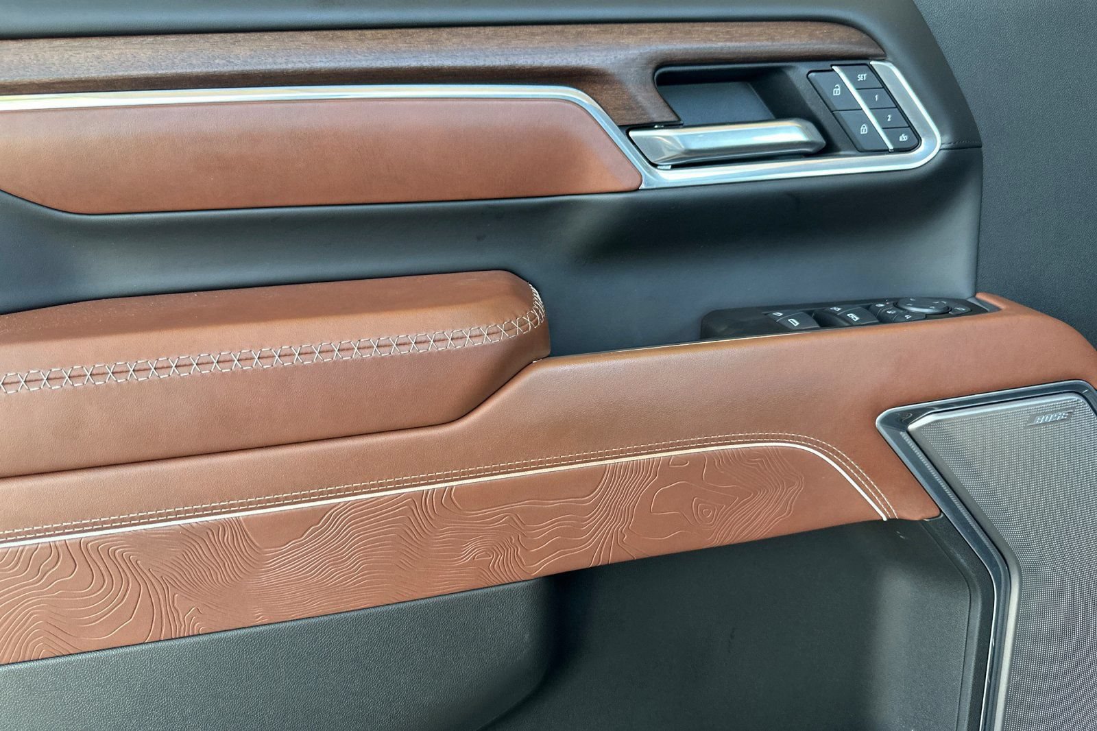2025 GMC Sierra 2500HD Denali Ultimate - Photo 11