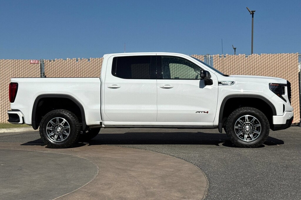 Used 2025 GMC Sierra 1500 AT4 Truck