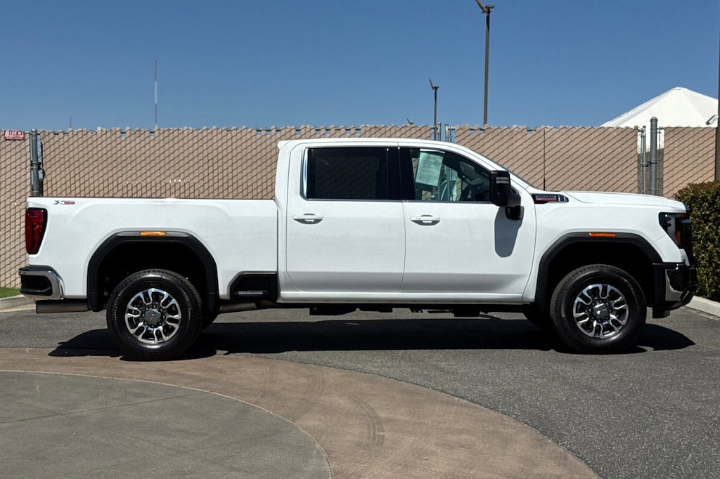 Used 2025 GMC Sierra 2500 HD SLE Truck
