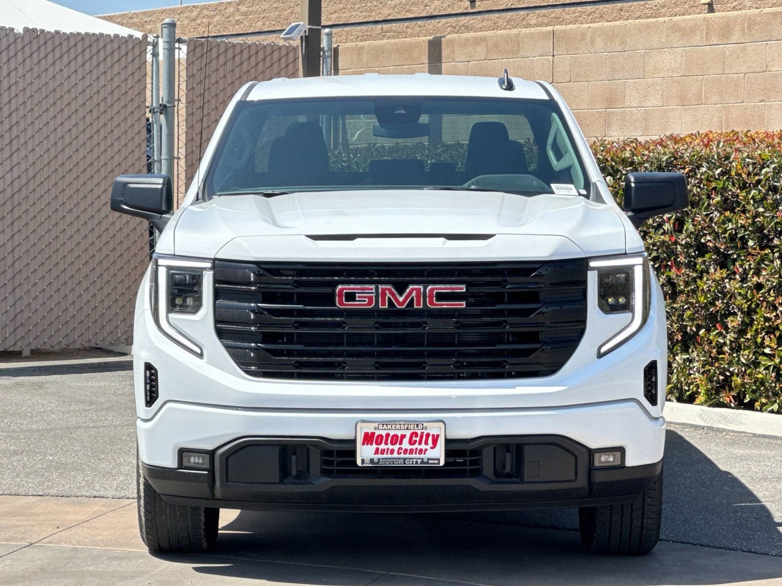 2026 GMC Sierra 1500 Elevation photo 3