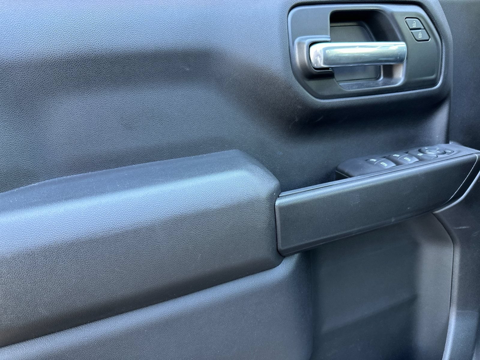 2026 GMC Sierra 1500 Pro - Photo 10