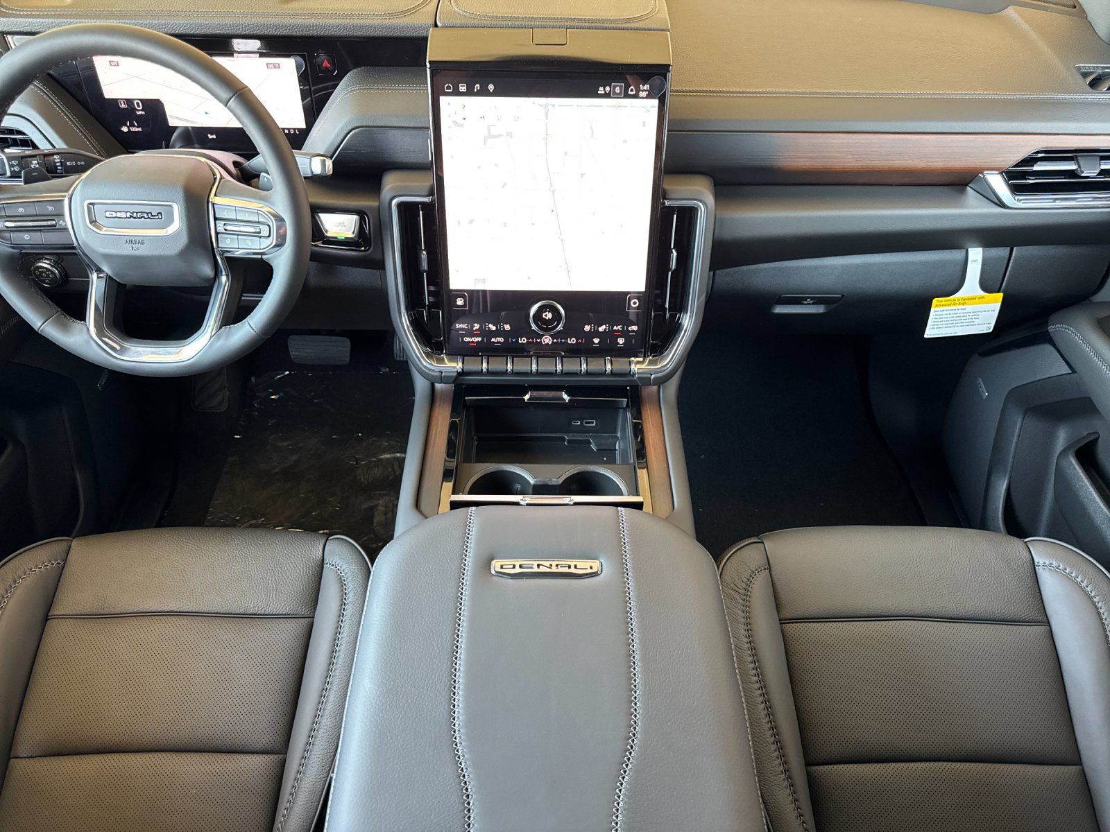 2026 GMC Yukon XL Denali - Photo 12