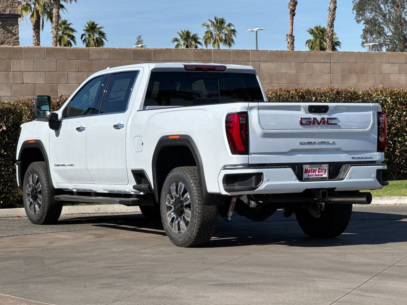 2026 GMC Sierra 2500 HD Denali photo 4