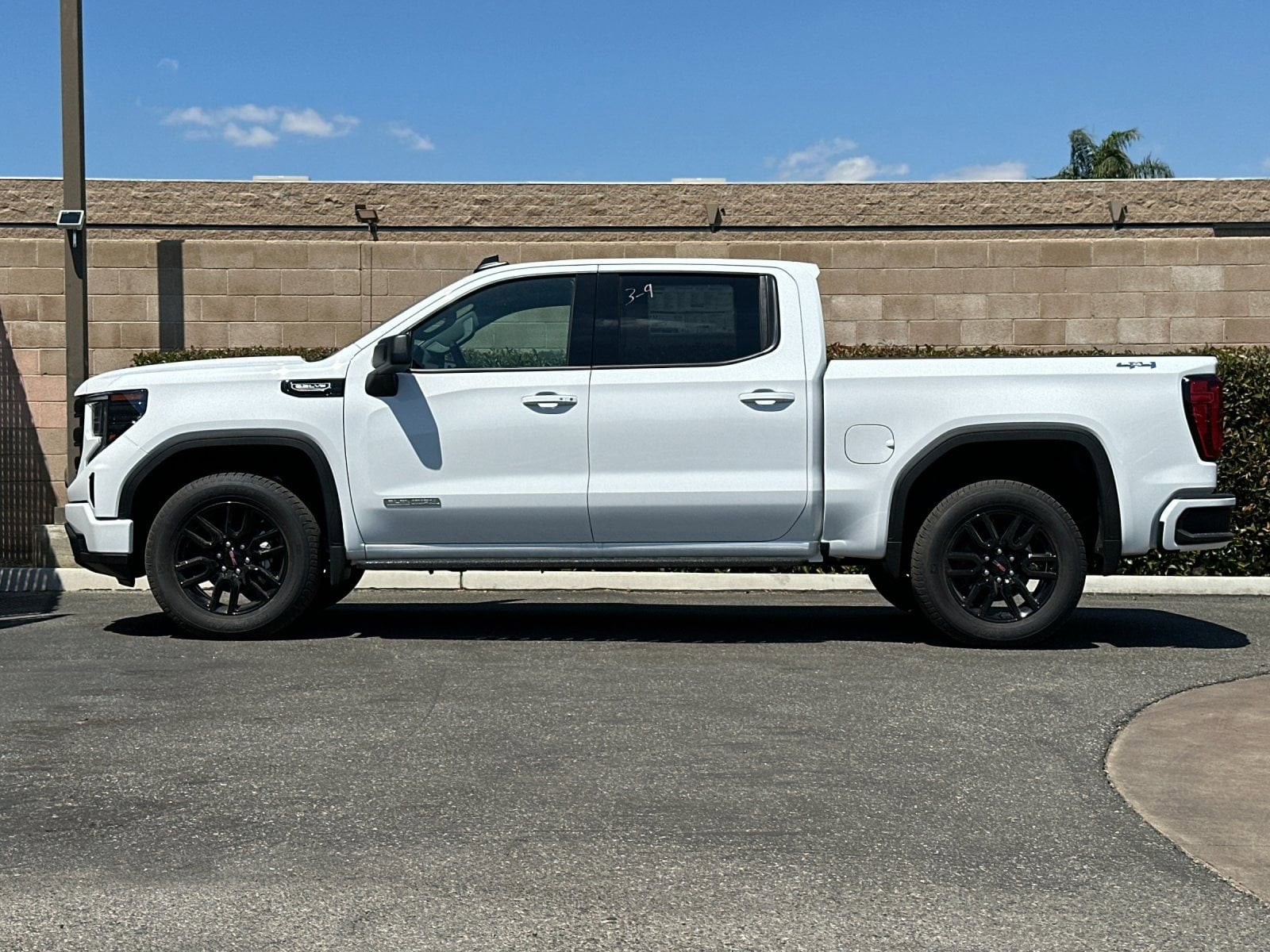 2026 GMC Sierra 1500 Elevation photo 5