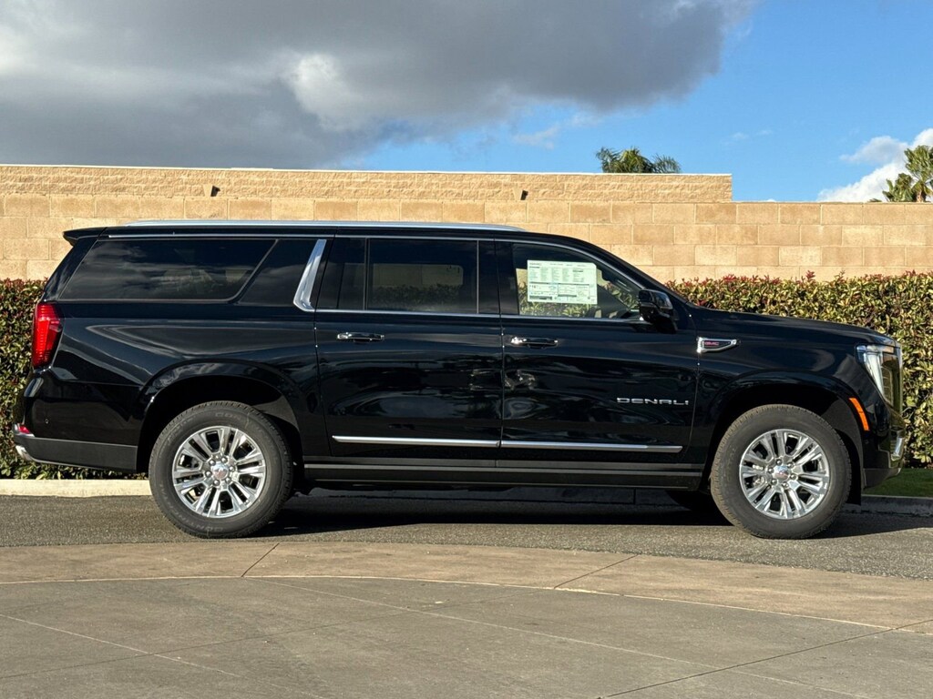 New 2026 GMC Yukon XL Denali SUV