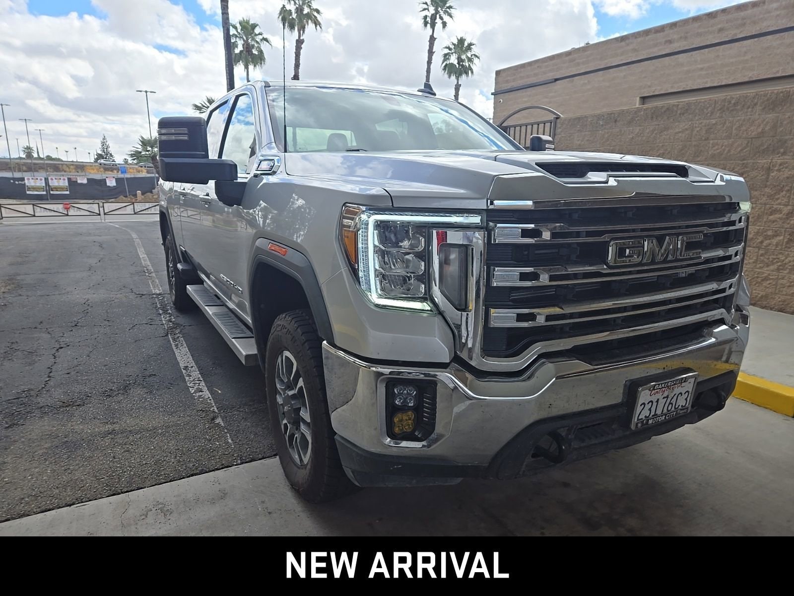 2021 GMC Sierra 2500 HD SLE photo 3
