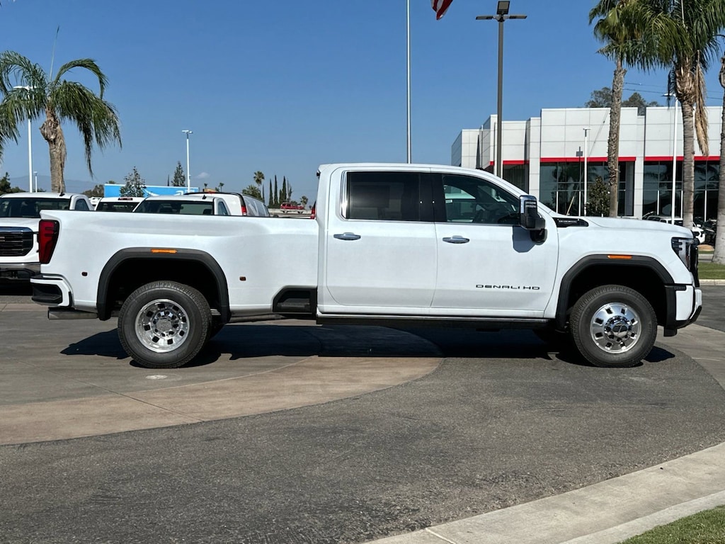 New 2026 GMC Sierra 3500 HD Denali Ultimate DRW Truck