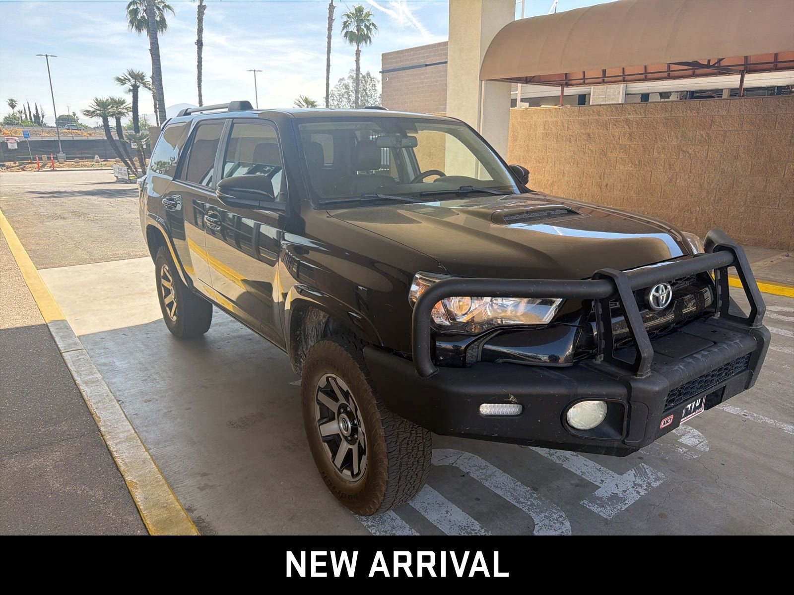 2018 Toyota 4Runner SR5 photo 3