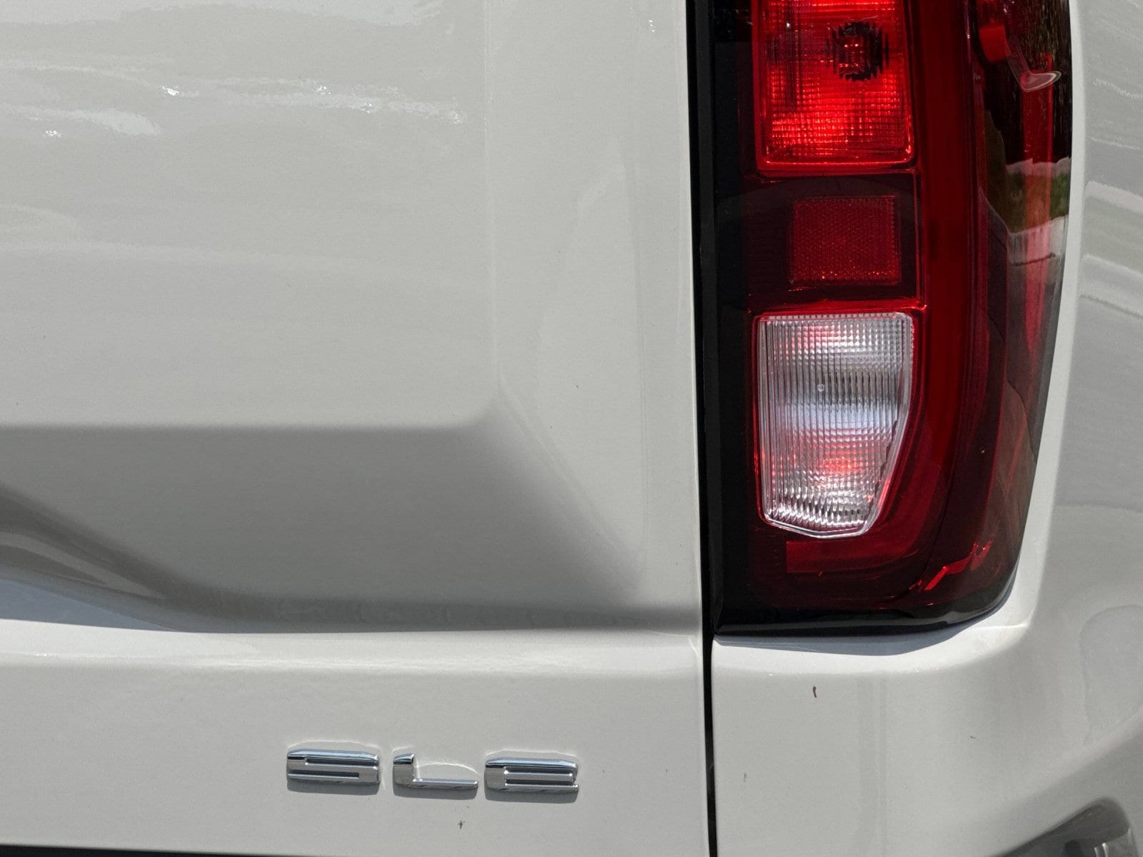 2026 GMC Sierra 1500 SLE - Photo 25