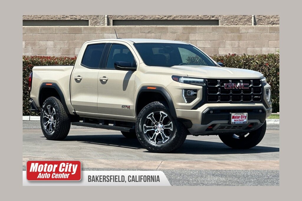 Used 2024 GMC Canyon AT4 Truck