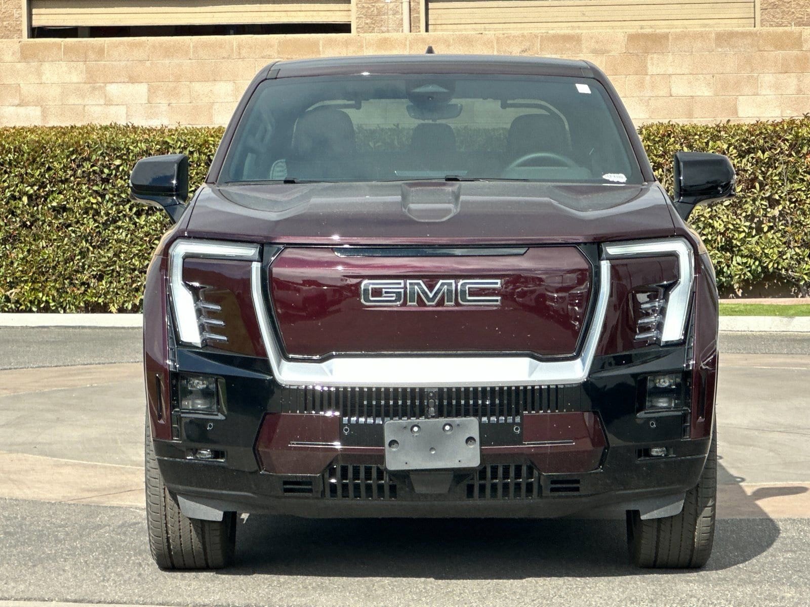 2025 GMC Sierra EV Denali - Photo 9