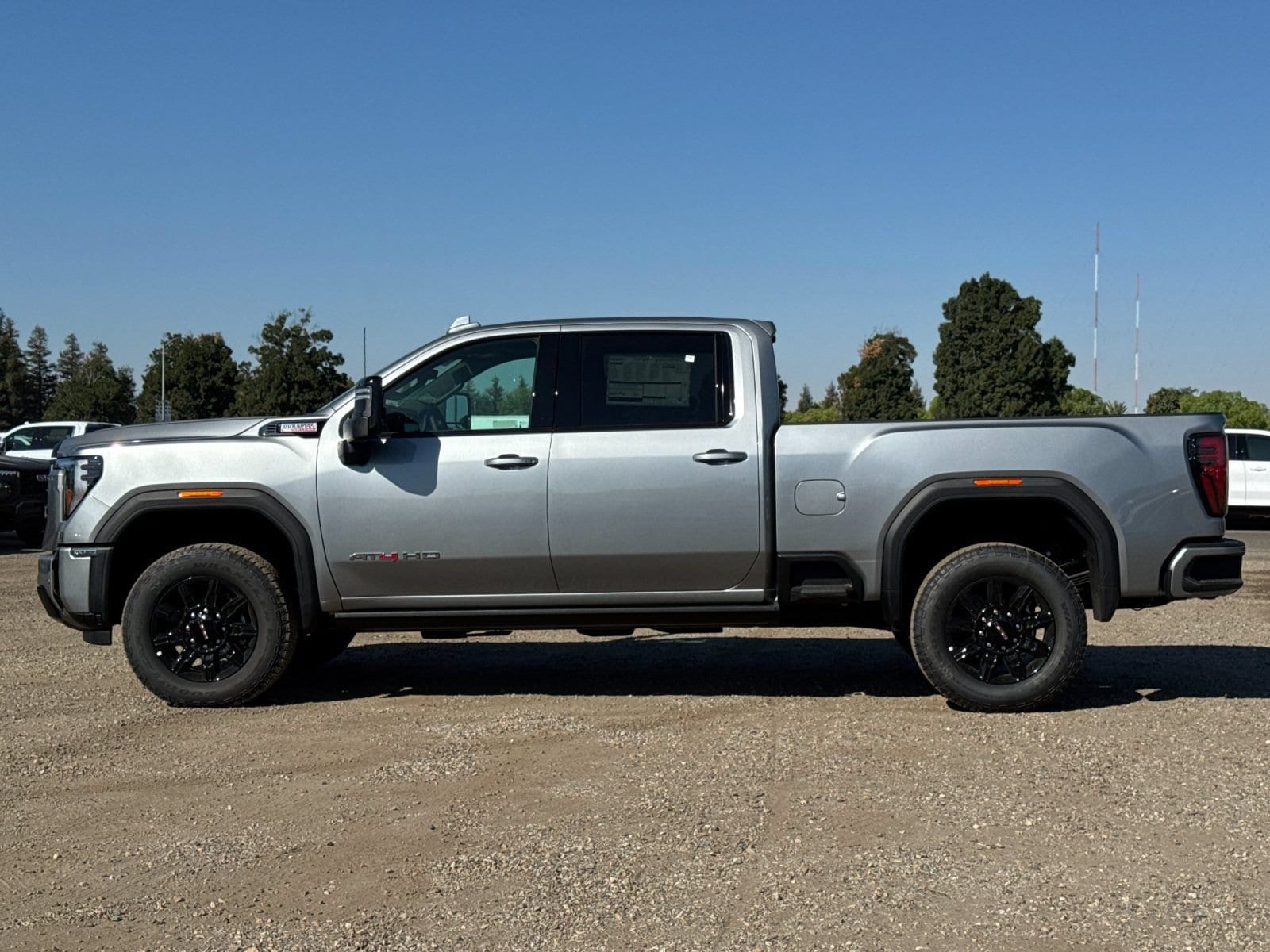 2026 GMC Sierra 2500HD AT4 - Photo 6