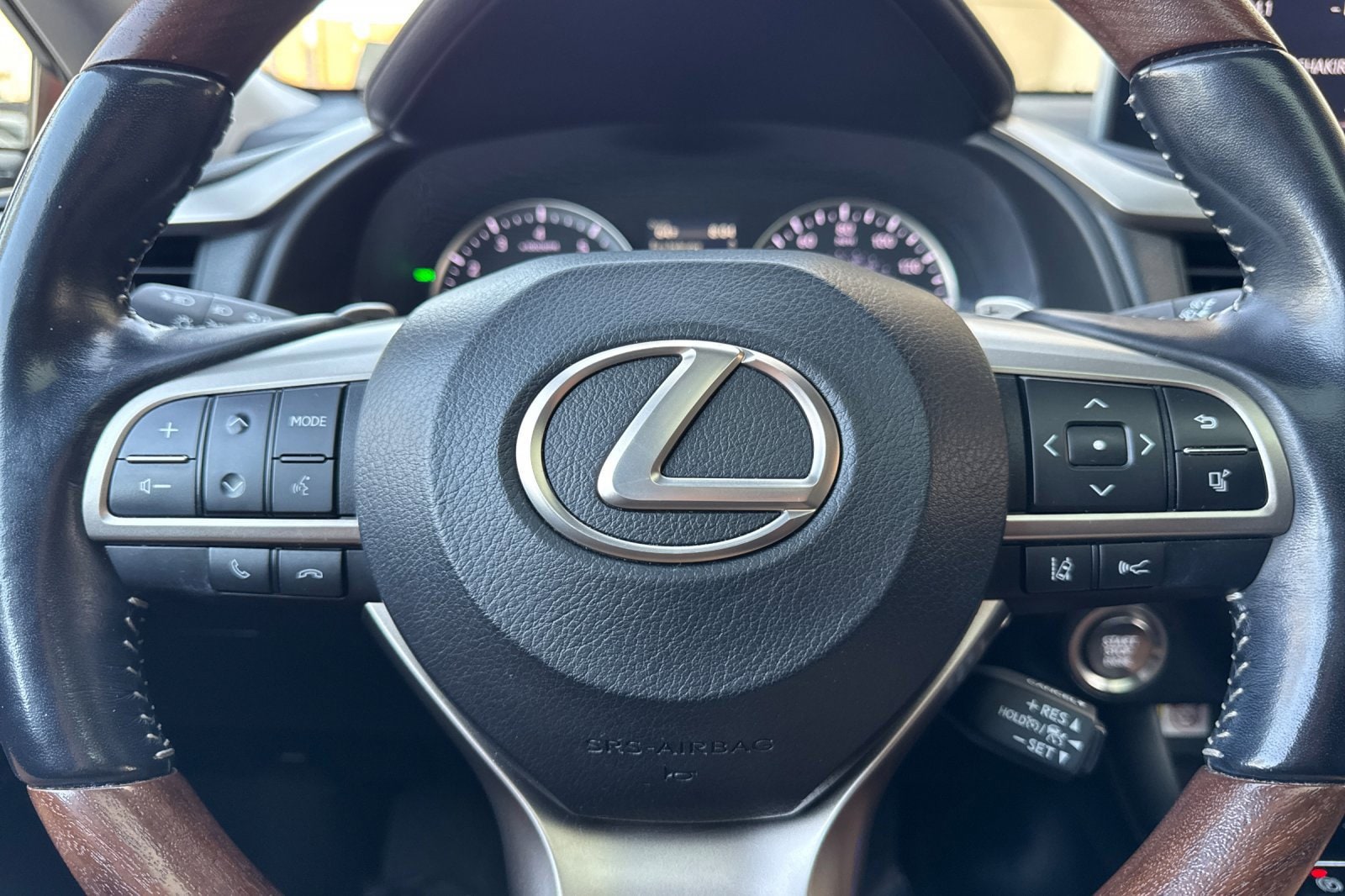 2022 Lexus RX 350 - Photo 24