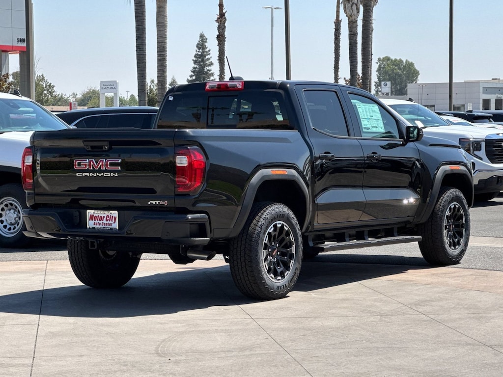 New 2026 GMC Canyon AT4 Truck