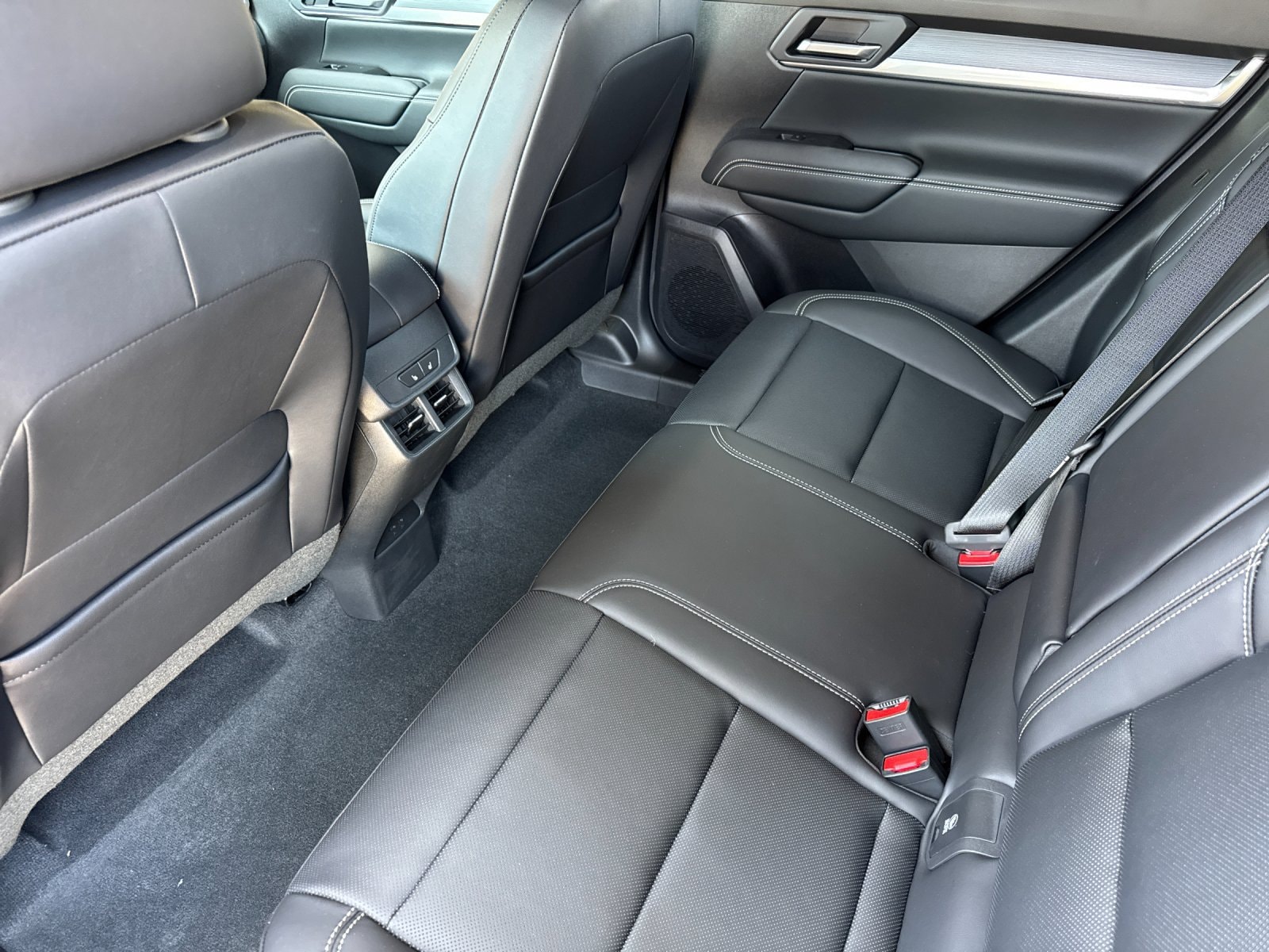 2026 GMC Terrain Elevation - Photo 11